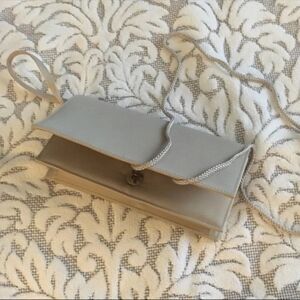 Clutch from Indeed  